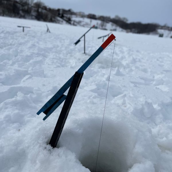Première expérience de pêche sur glace en famille
