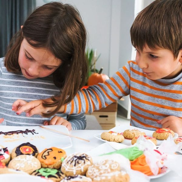 Atelier culinaire spécial Halloween avec Les Incroyables Chromosomes